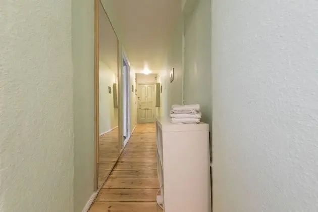 City Apart Daire, 1 Büyük (Queen) Boy Yatak ve Çekyat (F4)