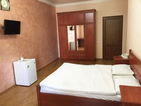 Standard Tek Büyük Yataklı Oda