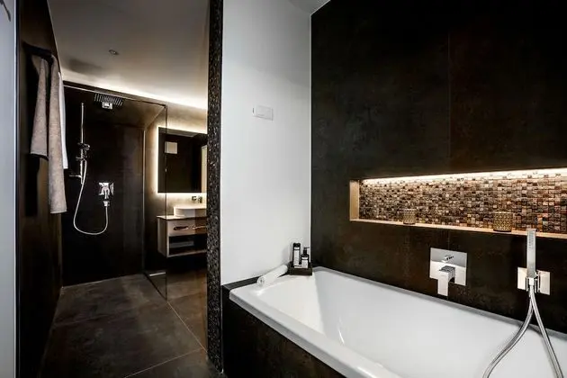 Çatı Katı Süiti (Penthouse)