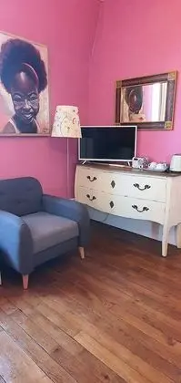 Romantic Tek Büyük Yataklı Oda