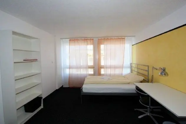 Basic Tek Büyük Yataklı Oda, Ortak Banyo