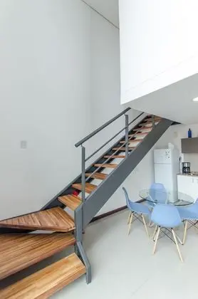 Business Çatı Katı (Loft)