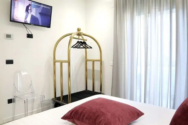 Basic Tek Büyük Yataklı Oda, Avlu Manzaralı