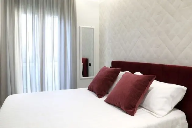 Basic Tek Büyük Yataklı Oda, Avlu Manzaralı