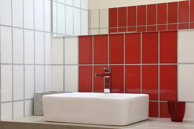 Basic Tek Büyük Yataklı Oda, Avlu Manzaralı