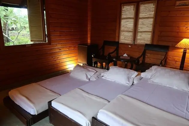 Kır Evi, 1 Büyük (Queen) Boy Yatak ve Çekyat (Suite)