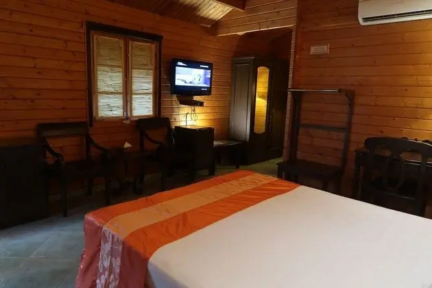 Standard Kır Evi, 1 Büyük (Queen) Boy Yatak