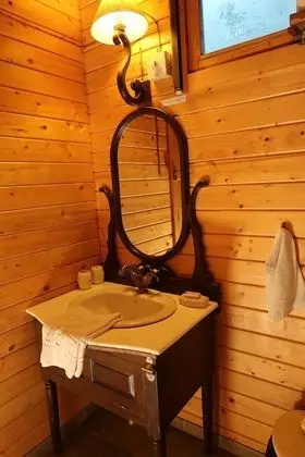 Standard Kır Evi, 1 Büyük (Queen) Boy Yatak
