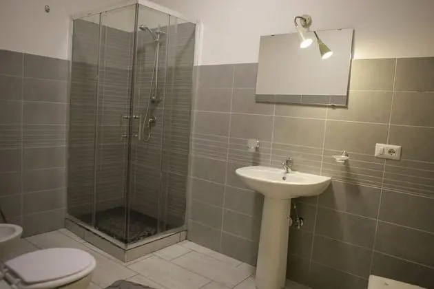 Singola Basic (senza finestra)