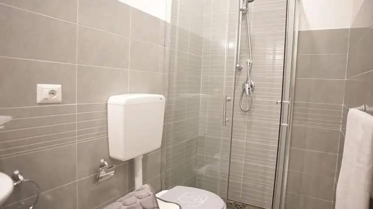 Singola Basic (senza finestra)