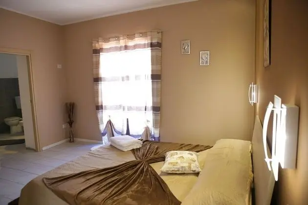 Tek Büyük Yataklı Oda