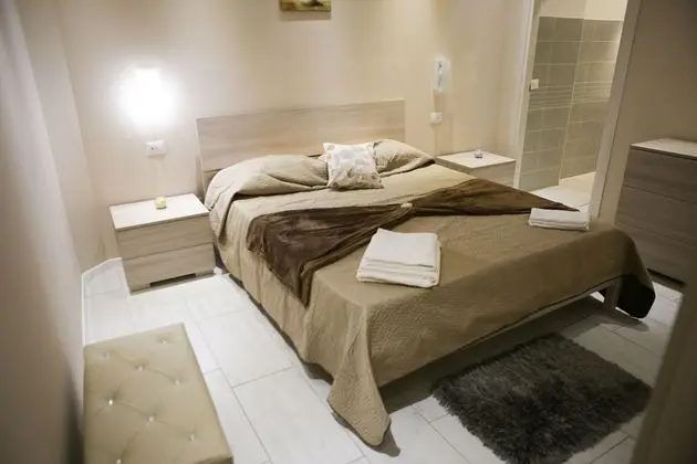 Tek Büyük Yataklı Oda