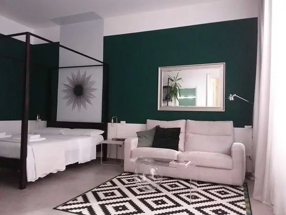 Dört Kişilik Oda, Veranda