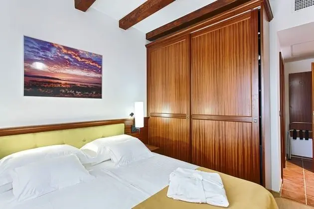 Basic Villa