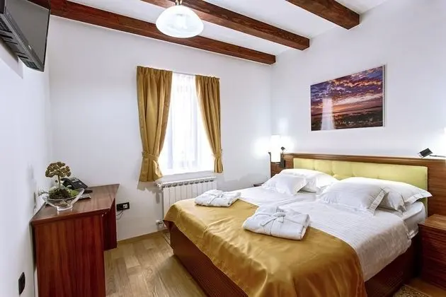 Basic Villa