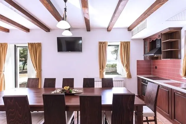 Basic Villa