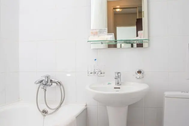 Standard Tek Büyük Yataklı Oda