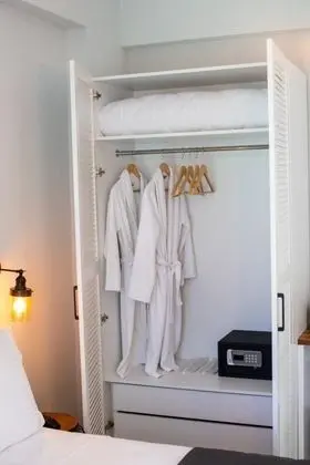 Deluxe Oda Balkonlu, Havuz Manzaralı, Fransız Balkonlu