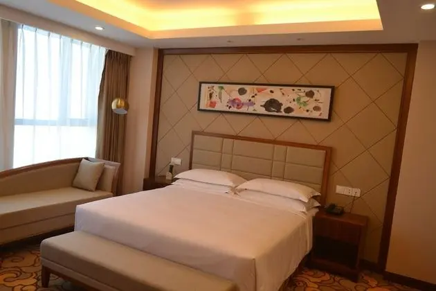 Junior Süit, Sigara İçilmez