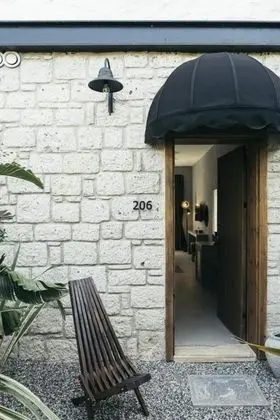 Deluxe Room, Havuz veya Bahçe Manzaralı