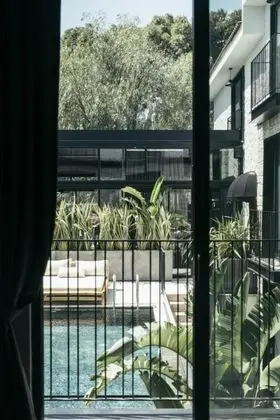 Deluxe Room, Havuz veya Bahçe Manzaralı