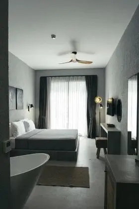 Deluxe Room, Havuz veya Bahçe Manzaralı