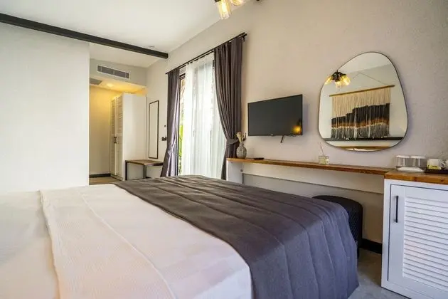 Premium Tek Büyük Yataklı Oda