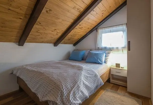 Family Ev, Birden Çok Yatak, 2 Banyolu, Bahçeli (Primus Whirlpool Home)