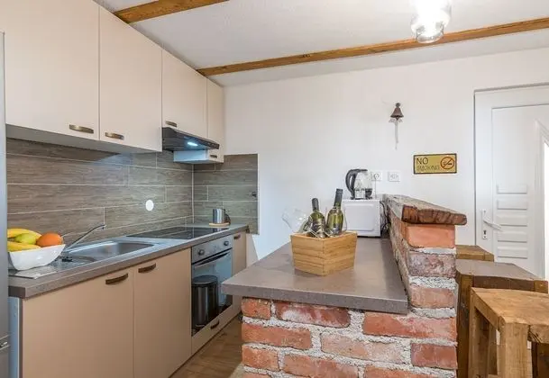 Family Ev, Birden Çok Yatak, 2 Banyolu, Bahçeli (Primus Whirlpool Home)