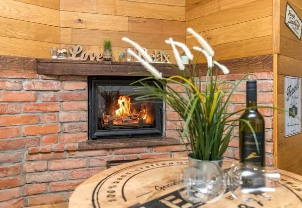 Family Ev, Birden Çok Yatak, 2 Banyolu, Bahçeli (Primus Whirlpool Home)