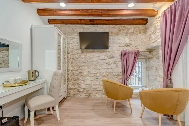 Deluxe Tek Büyük Yataklı Oda (King Room)