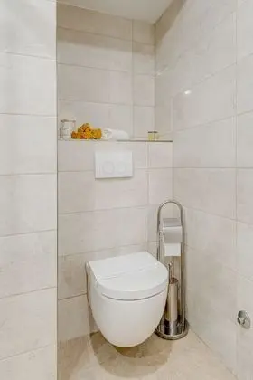 Deluxe Tek Büyük Yataklı Oda (King Room)