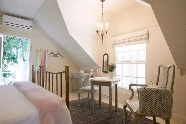 Double/Twin Room with Mountain View