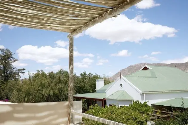 Double/Twin Room with Mountain View