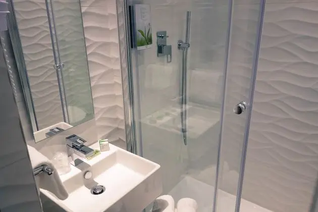 İki Ayrı Yataklı Oda