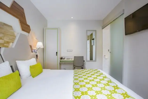 Tek Büyük Yataklı Oda