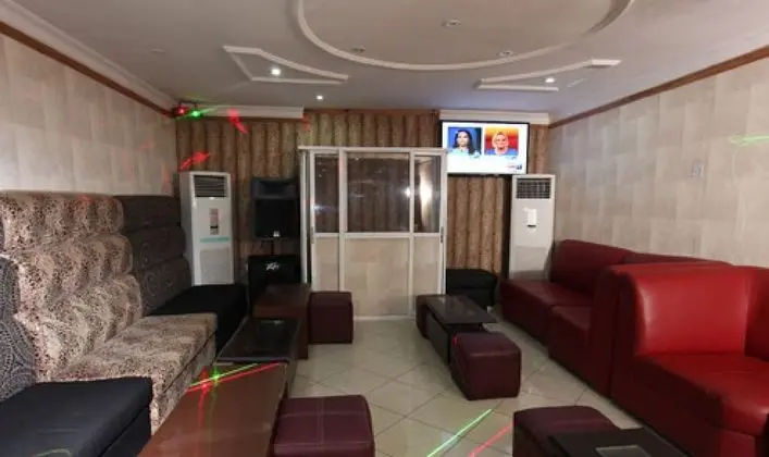 Oda, 2 Yatak Odası, Engellilere Uygun, Şömine