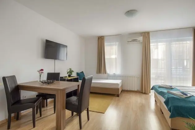 Studio for 2 people