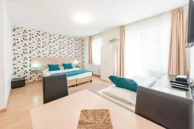 Studio for 2 people