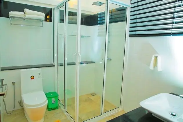 Luxury Tek Büyük Yataklı Oda