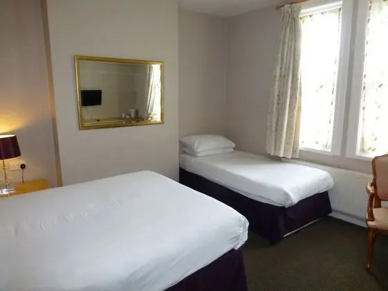 Family Üç Kişilik Oda (Ensuite)
