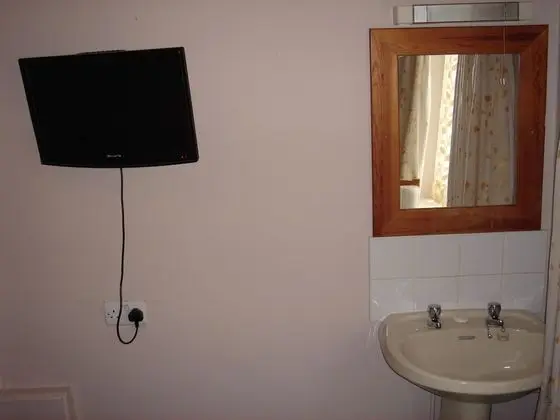 Standard Tek Kişilik Oda, 1 Tek Kişilik Yatak (Shared bathroom)