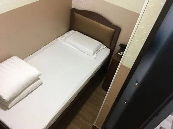 Tek Kişilik Oda