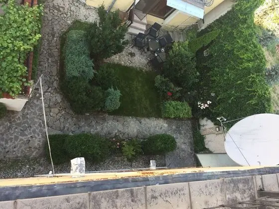 Stüdyo, Mutfak, Bahçe Manzaralı