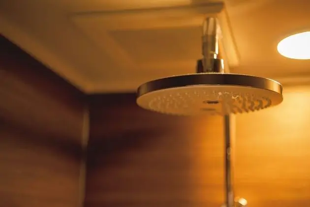 Standard Tek Büyük Yataklı Oda (A)