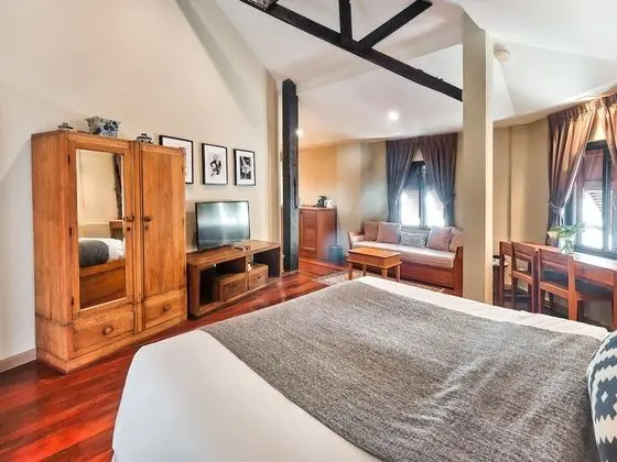Master King Suite