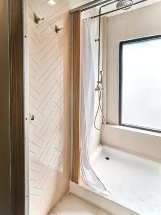 Master King Suite