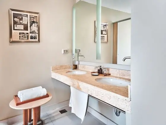 Master King Suite
