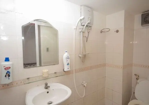 Basic Tek Büyük Yataklı Oda, Penceresiz