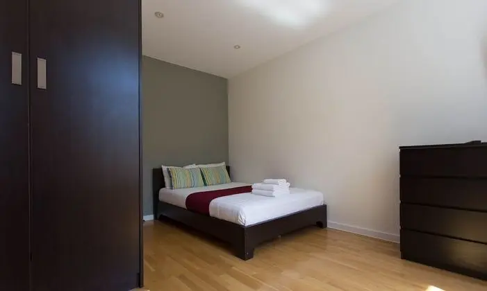 Deluxe Studio Apartment